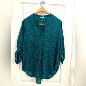 Lush “Warren” size M women’s top